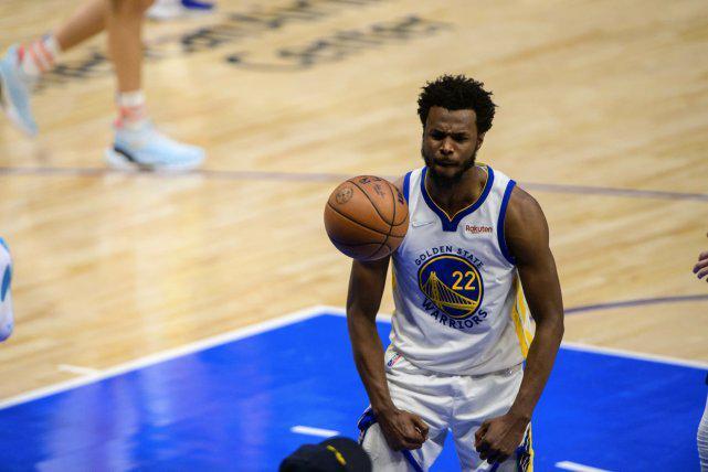 在一场起伏 在一场起伏