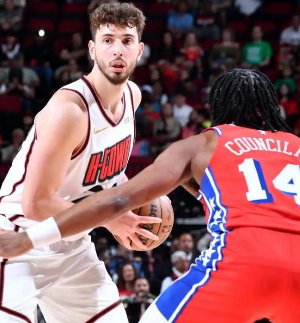 2025山东省齐鲁足球超级联赛：泰安2-1击败聊城夺冠